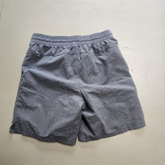 Old Navy Stretchtech Gray Shorts Large 10-12 - Picture 4 of 9